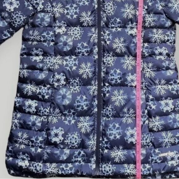 Lands' End Blue Snowflake Print Zip Up Puffer Coat. Small. 6-8. 6. 8. NEW. - Picture 6 of 10